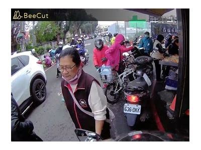 国产爬赛摩托车精彩视频分享，感受速度与激情的极限障碍