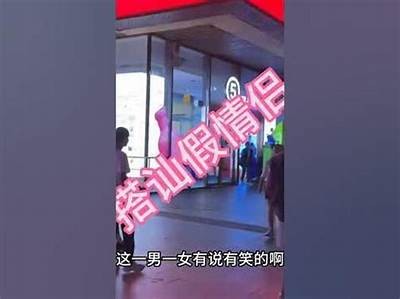 国产女孩主动发起视频聊天，与你共享甜蜜时刻！