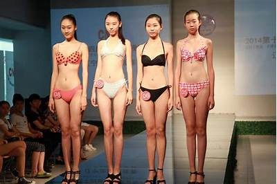 国产女模特潜规则揭秘：视频曝光背后的真相