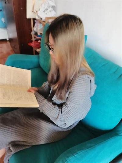 成人每日一读：提升阅读与跟读能力的手机运用推荐