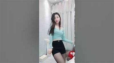 高清丝袜娇娘热舞视频，尽享国产风情与美丽
