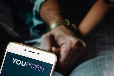 热门成人APP推荐：了解最新最火的互动娱乐平台