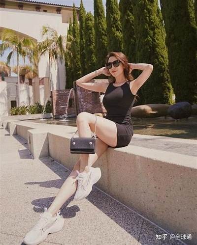 优雅国产美女艺术写真，尽显自然之美与迷人魅力视频合集