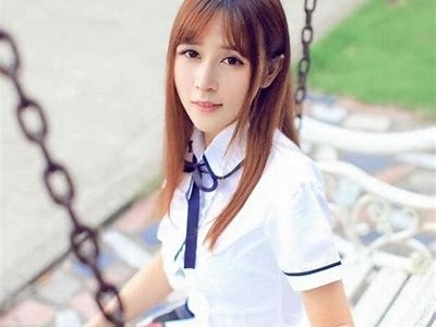 精彩校花风采大图分享，高清视频展示校园美女魅力！
