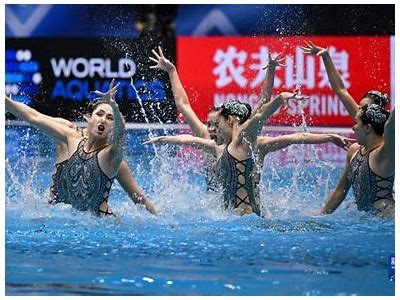 2023年国产游泳视频推荐：精彩瞬间尽在此处！