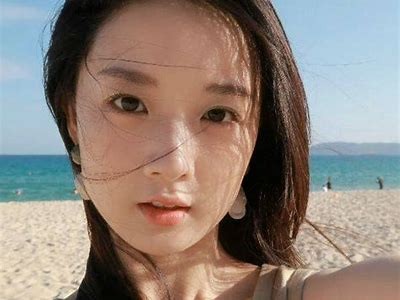 国产双飞95后精彩视频合集，青春热情无限释放
