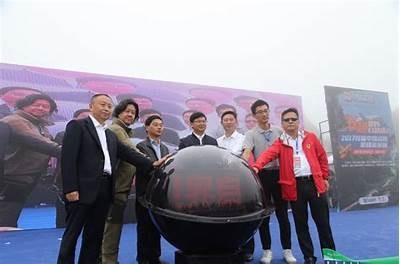 探索国产航模的魅力：精彩比例视频全景展示