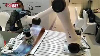 创新科技：国产硅胶机器人视频展示智能与灵动魅力
