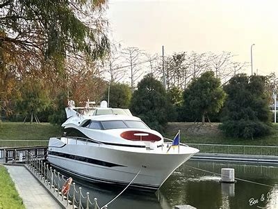 打造梦想海洋生活：国产游艇改造全攻略视频合集