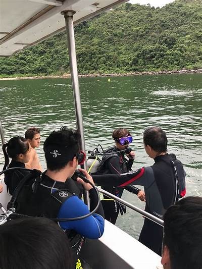 如何提升潜水员职业发展：学好技能与职业规划的五个要点