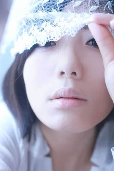 超高清自拍视频分享：教你如何在抖音上火爆吸引粉丝
